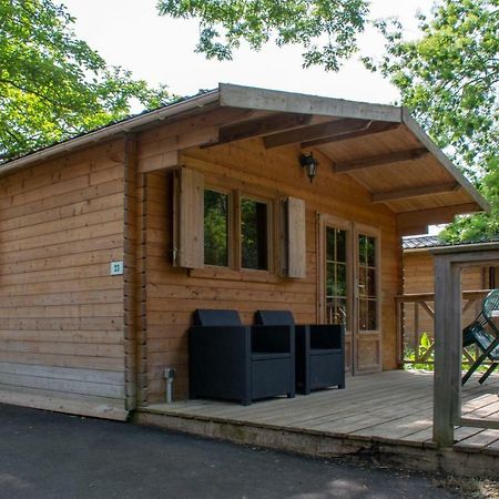Camping Des Rochers Des Parcs Hotel Clécy Exterior foto