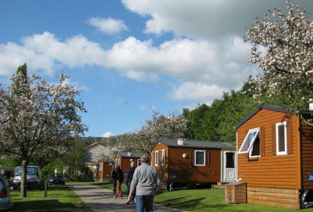 Camping Des Rochers Des Parcs Clécy Exterior foto