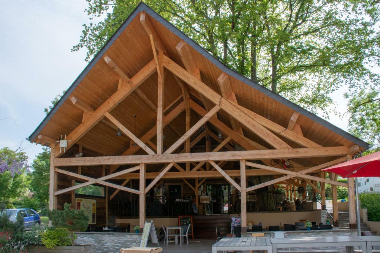 Camping Des Rochers Des Parcs Hotel Clécy Exterior foto